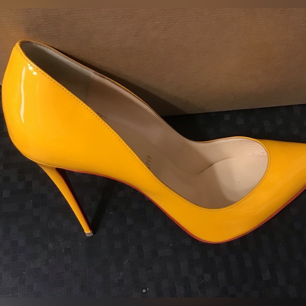 Christian Louboutin Yellow Pigalle Size 9.5 - Picture 8 of 11